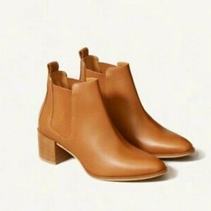Everlane Heeled Chelsea Leather Boot Size 10